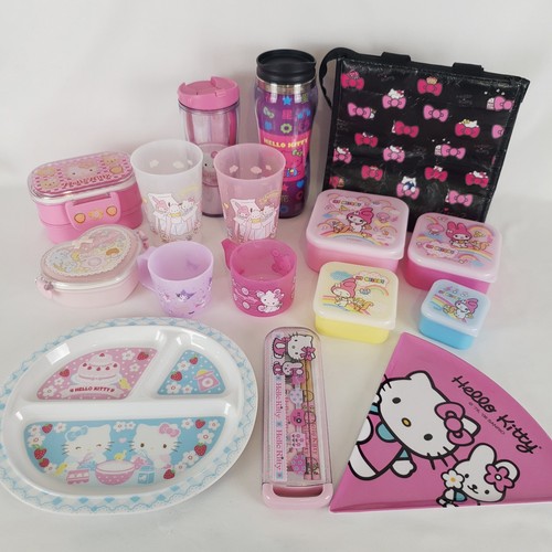 Hello kitty food storage lot - hello,