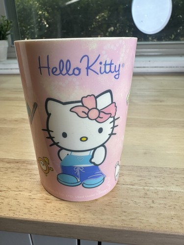 2004 sanrio hello kitty - 2004,