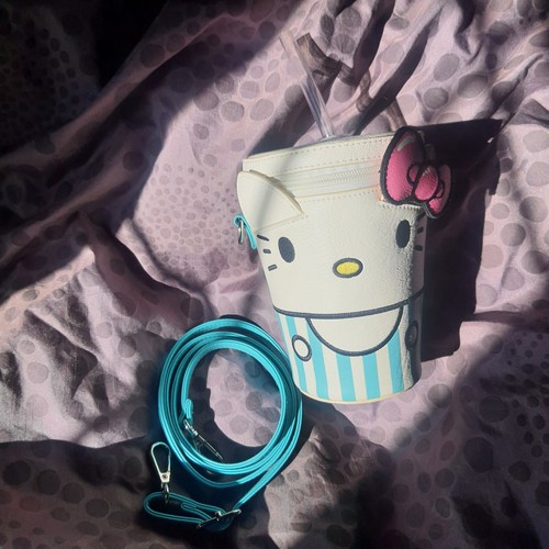 Loungefly sanrio hello kitty - sanrio,